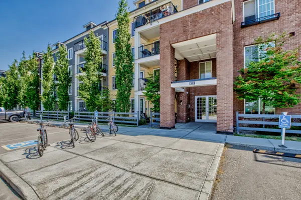 99 Copperstone Park SE #1108, Calgary, AB T2Z 5C9