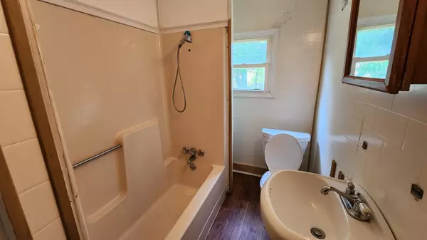 536 Madison Ave NW Roanoke, VA 24016