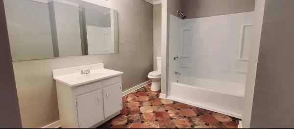 2220 Hanover Ave NW Roanoke, VA 24017