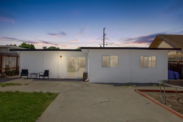 713 Thomas Dr, Richmond, CA 94806