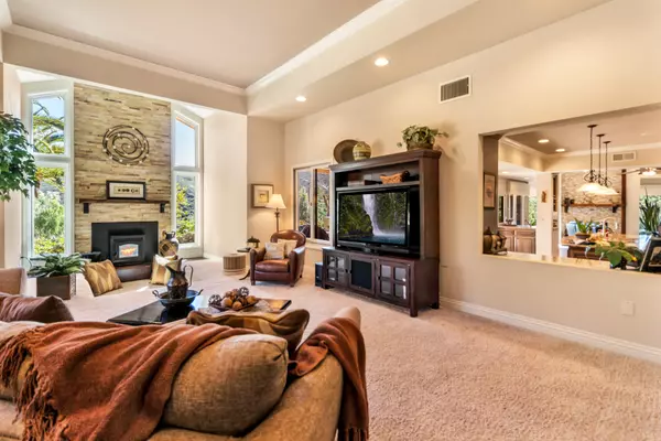 3727 Via Palo Verde Lago Alpine, CA 91901