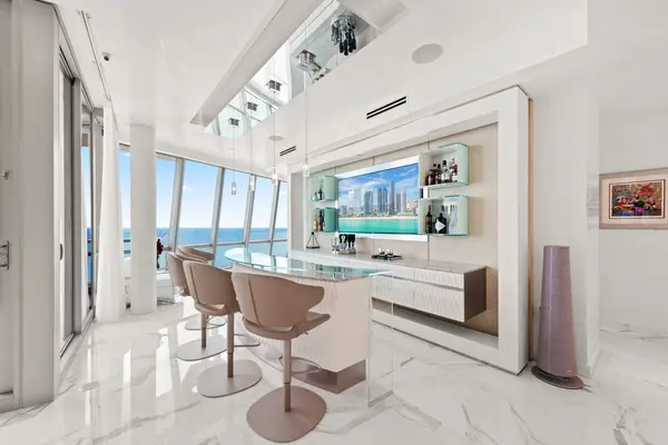 17121 Collins Ave #PH4604, Sunny Isles Beach, FL 33160