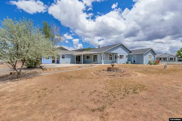 1409 Porter Dr, Minden, NV 89423