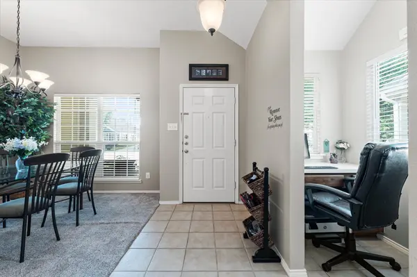 9717 Old Field Dr, Mckinney, TX 75072