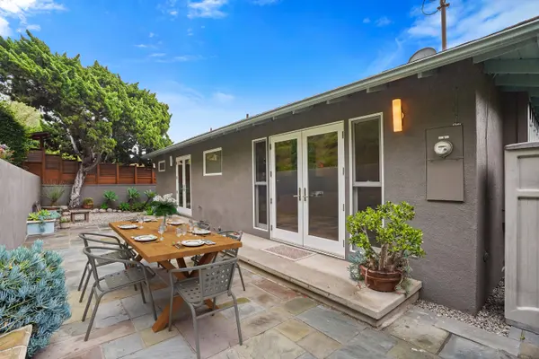 3009 Linda Ln, Santa Monica, CA 90405