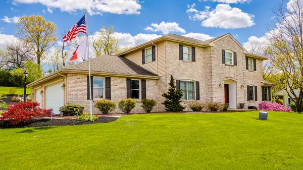 2240 Meadow Brook Dr Schnecksville, PA 18078