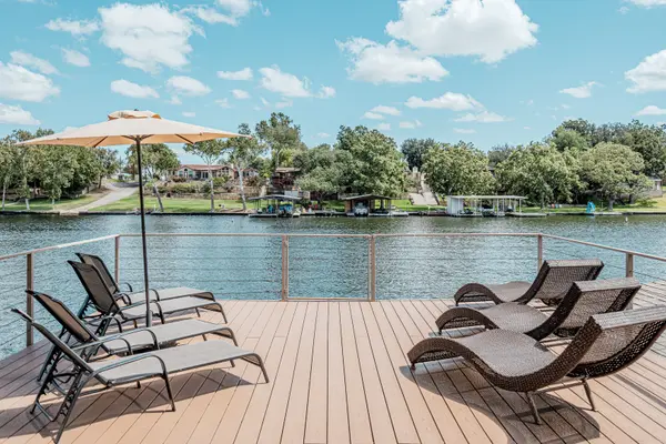 100 Riverside Dr, Kingsland, TX 78639