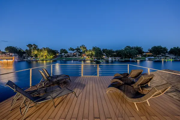 100 Riverside Dr, Kingsland, TX 78639