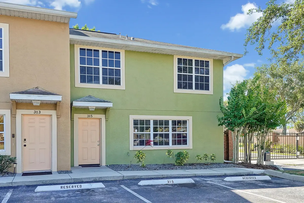 315 Theophilo Mansur Ct, Kissimmee, FL 34743