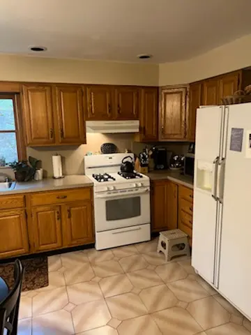 155 Lake St #B1, West Harrison, NY 10604