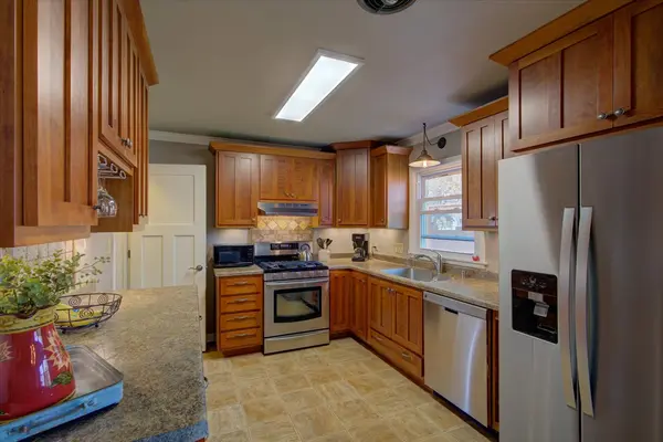 121 E School St Belleville, WI 53508