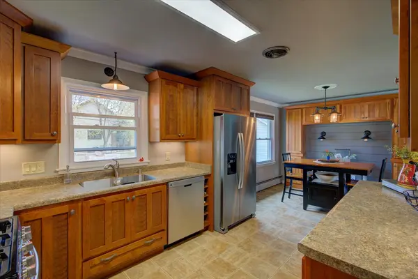 121 E School St Belleville, WI 53508