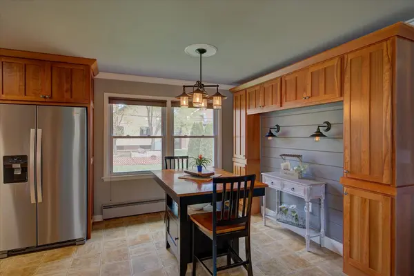 121 E School St Belleville, WI 53508