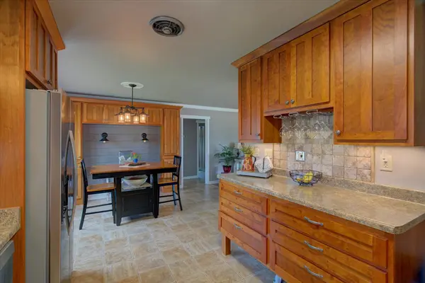 121 E School St Belleville, WI 53508