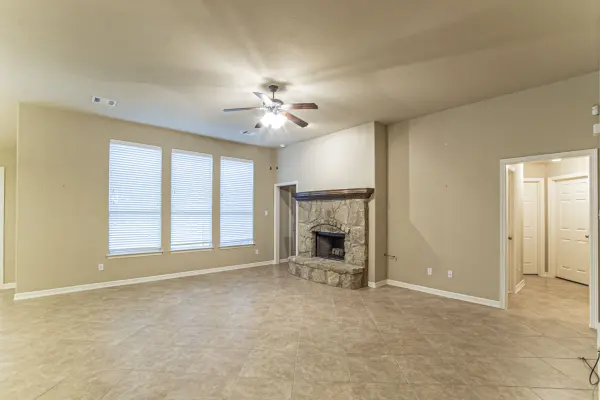 11713 Sun Glass Dr, Manor, TX 78653