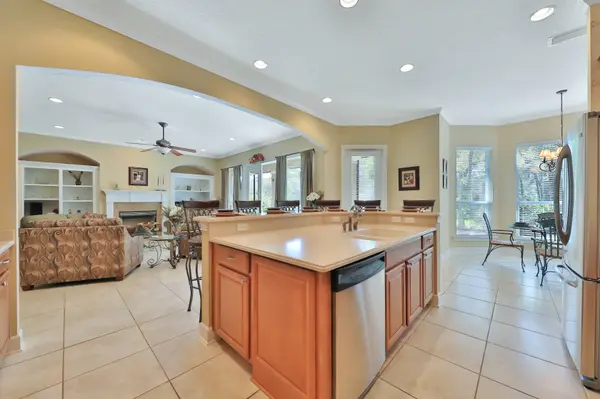 1853 COLONIAL DR, Green Cove Springs, 32043