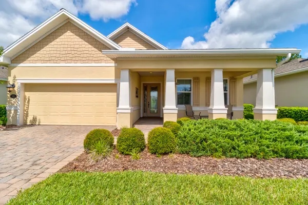 1696 Victoria Gardens Dr, Deland, FL 32724
