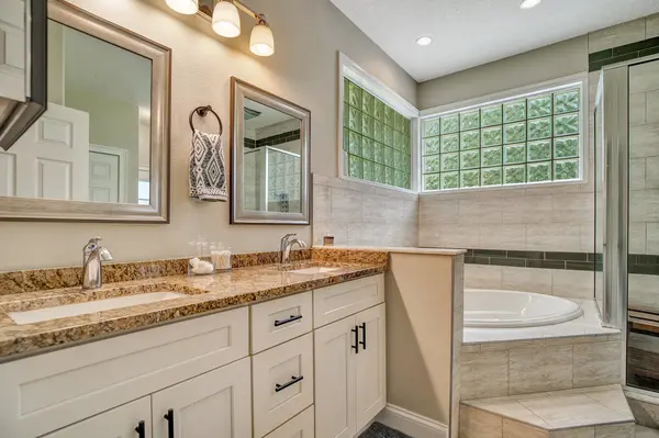 304 Oakwood Ct, Lake Mary, FL 32746