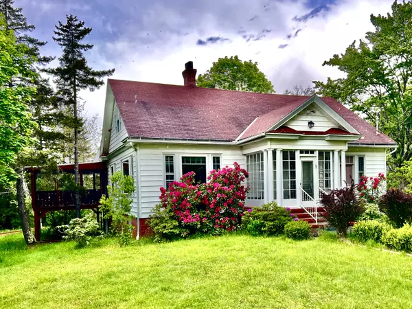 Tannersville, NY 12485,34 Renwick Ave