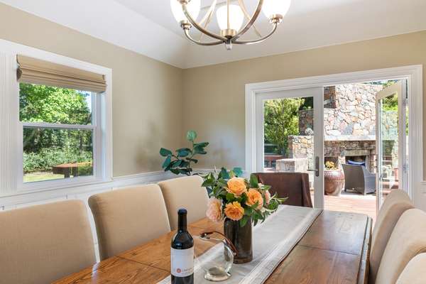 116 Nolan Ct Forestville, CA 95436