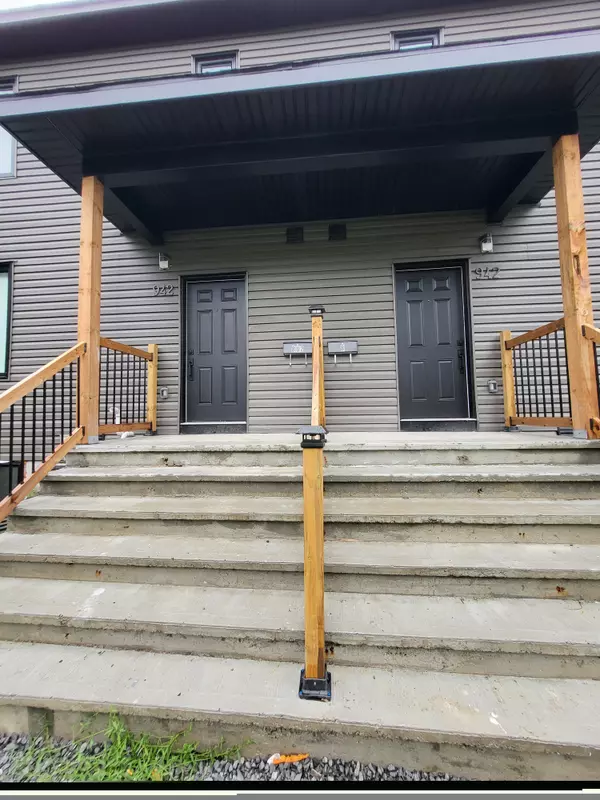 942 Baseline Rd, Ottawa, ON K2C 0A5