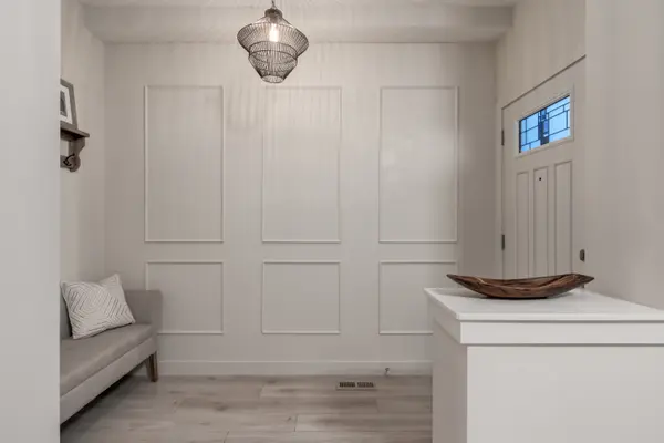 71 Hillcrest Clos SW, Airdrie, AB T4B 4T9