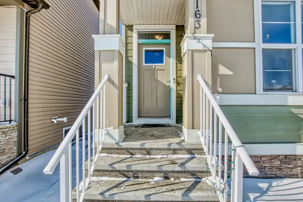 Cornerbrook Gate NE, Calgary, AB T3N