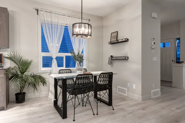 71 Hillcrest Clos SW, Airdrie, AB T4B 4T9