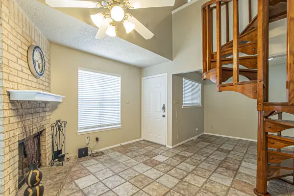 2500 Burleson Rd #511, Austin, TX 78741