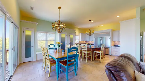 42 Sound Ct, Surf City, NC 28445