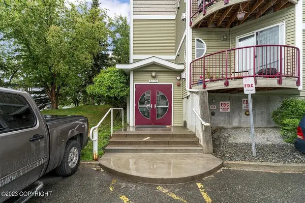 6109 Debarr Rd #304, Anchorage, AK 99504