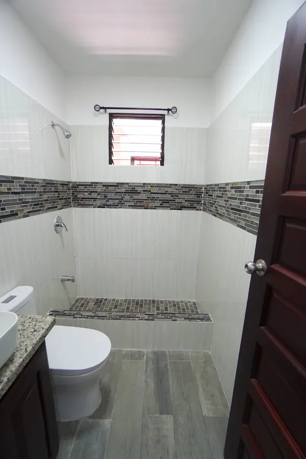 2724 Bradley Crescent, Belama Phase 2, City