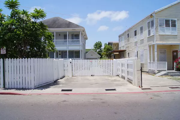 Belize City,,45 Regent Street