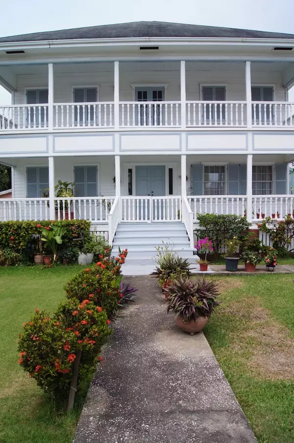 Belize City,,45 Regent Street