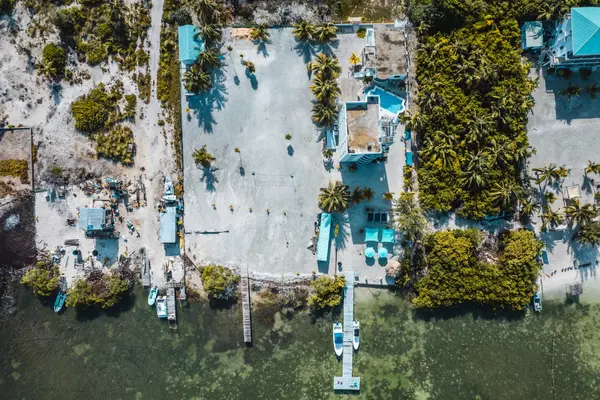 North of the Split, North West Caye Caulker,