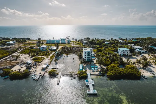 North of the Split, North West Caye Caulker,