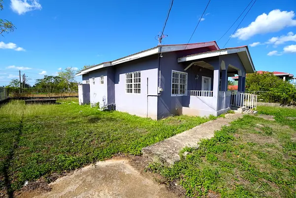 Bachelor's Avenue University Heights, Belmopan,