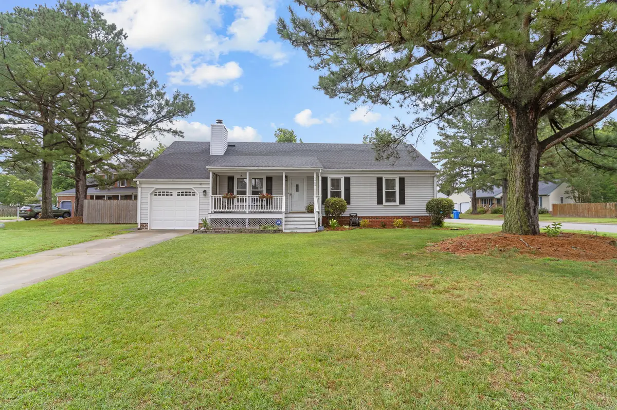 3400 Firebird Ct N, Chesapeake, VA 23323