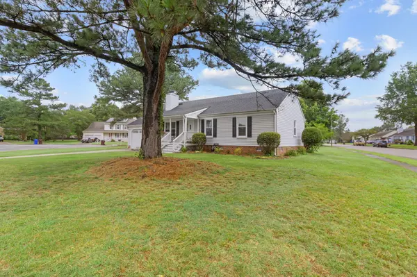3400 Firebird Ct N, Chesapeake, VA 23323