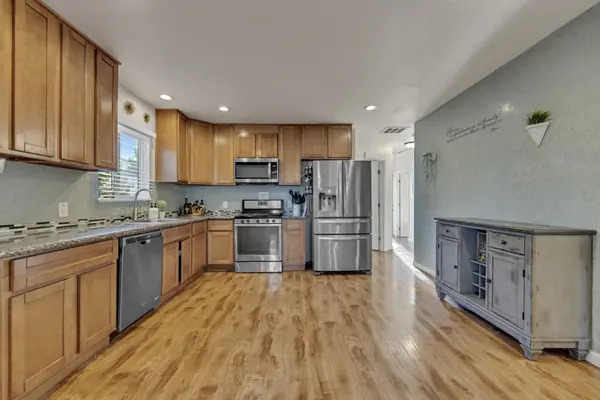 533 Chanslor Ave, Richmond, CA 94801