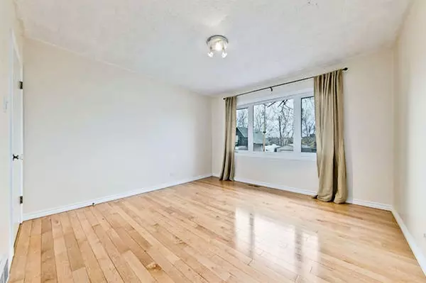 4020 3 St NW Calgary, AB T2K 0Z8