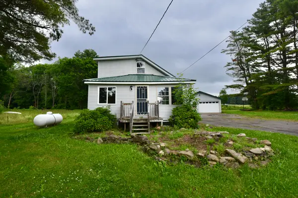 5886 Lake Rd, Galway, NY 12074