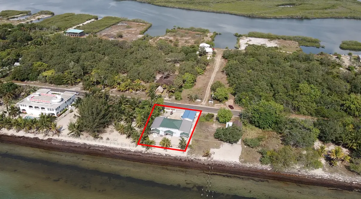 Seine Bight, Placencia,