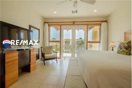 Ambergris Caye, Ambergris Caye,