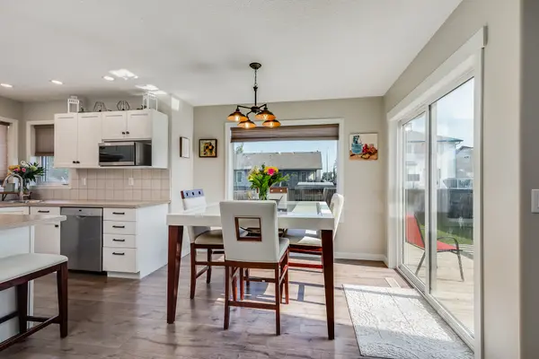 1310 Smith Ave, Crossfield, AB T0M OSO