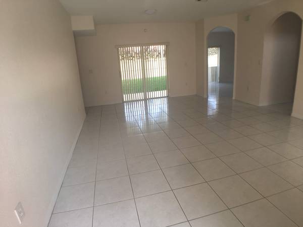 16131 SW 151st Ter, Miami, FL 33196