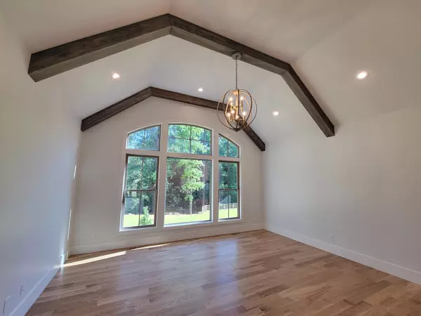 1910 Fairway Cir NE Brookhaven, GA 30319