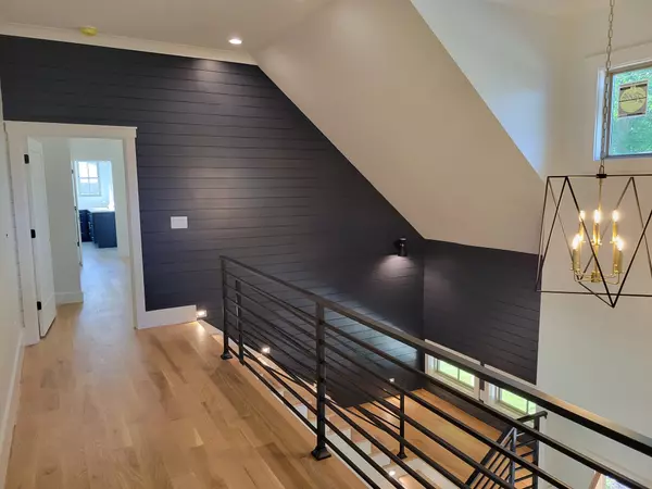 1910 Fairway Cir NE Brookhaven, GA 30319