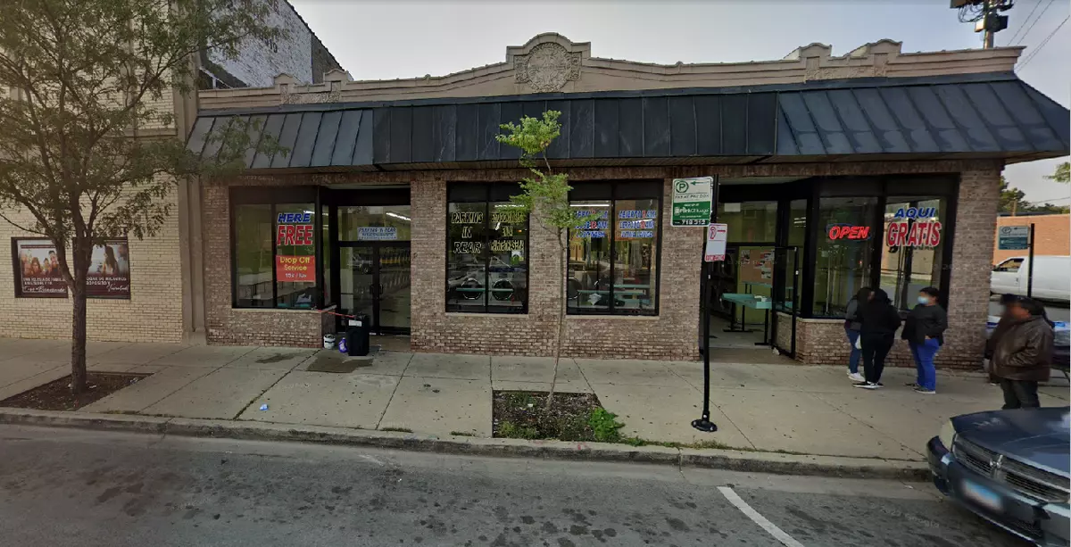 Chicago, IL 60639,4221 W North Ave