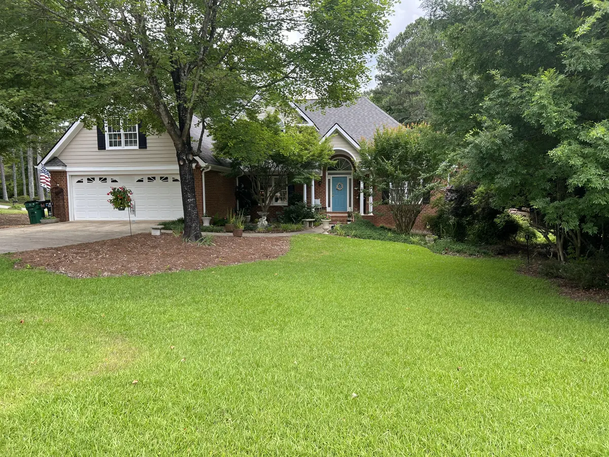 1011 Derby Ln, Bogart, GA 30622